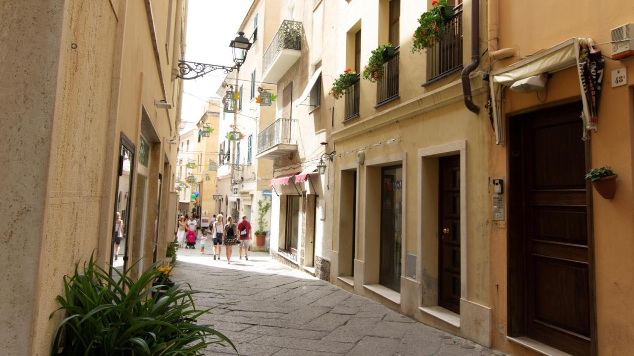 Roma 46 Apartment Alghero Luaran gambar