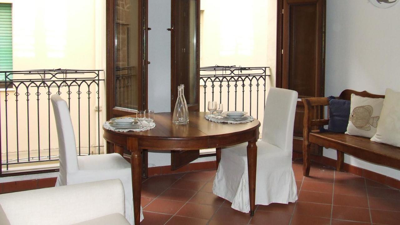 Roma 46 Apartment Alghero Luaran gambar