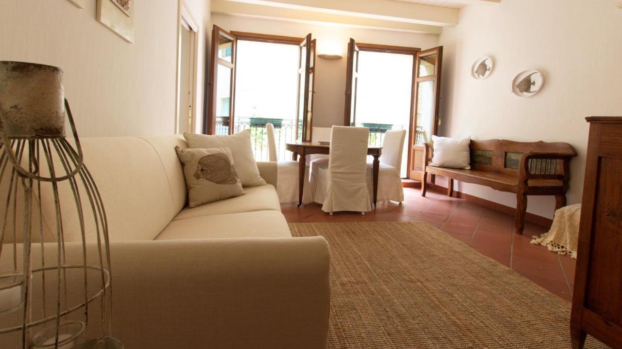 Roma 46 Apartment Alghero Luaran gambar